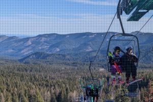 Family Riding & Lessons at Cooper Spur