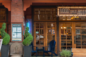 Hood River Hotel